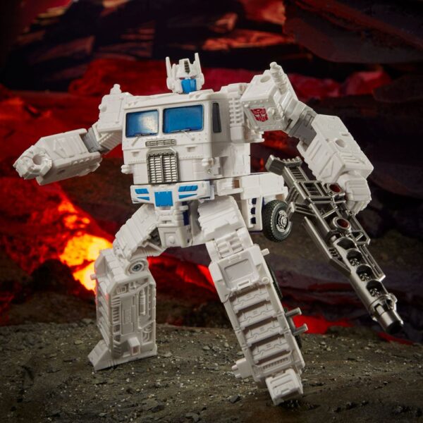 Transformers Generations War for Cybertron: Kingdom Leader Class Akciófigura - Galvatron